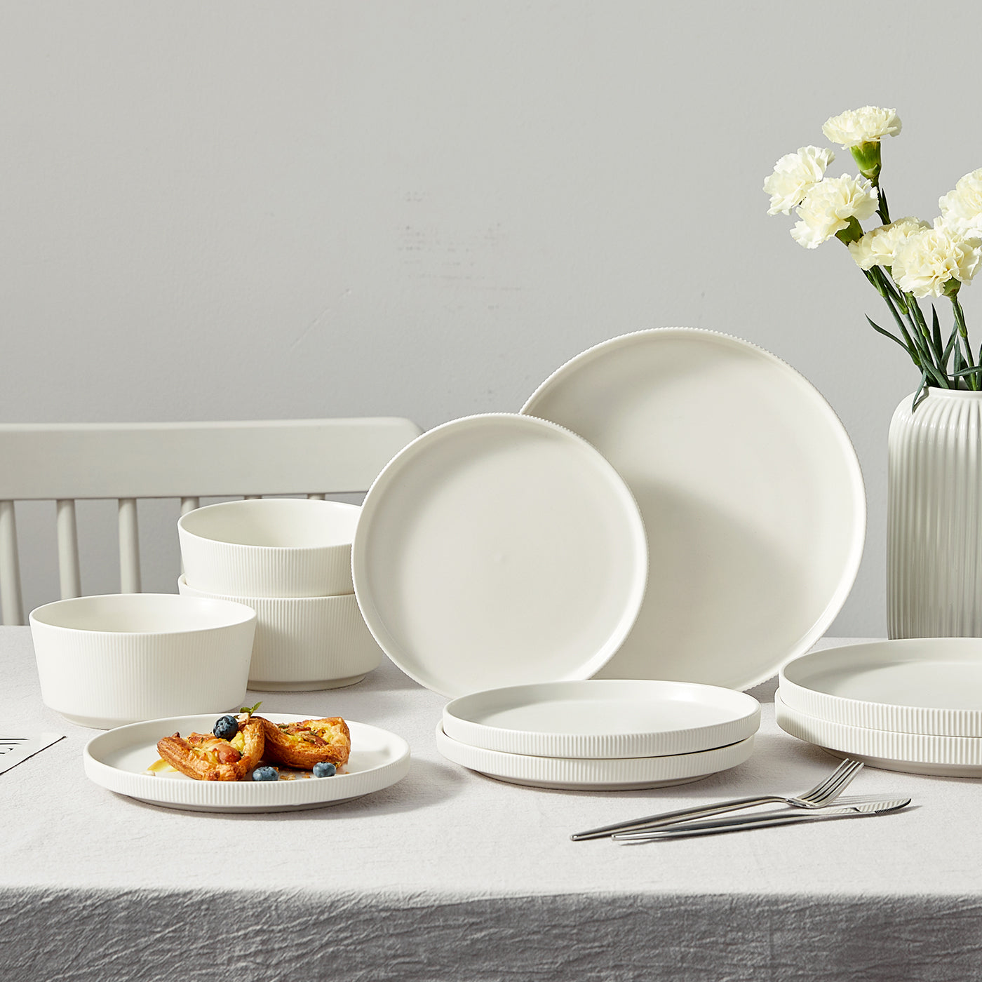 JIWOO-Roman Holiday, 12pcs Essensset, Mikrowellengeeignet und Spülmaschinengeeignet
