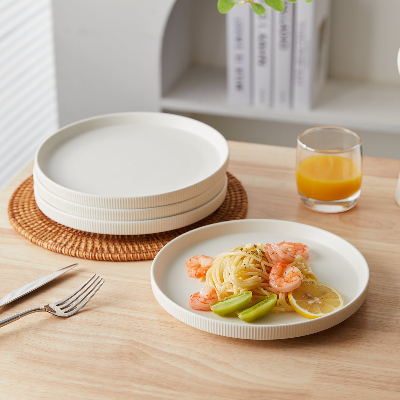 JIWOO-Roman Holiday, 4pcs, 8zoll 21,3cm Essteller, Mikrowellengeeignet und Spülmaschinengeeignet