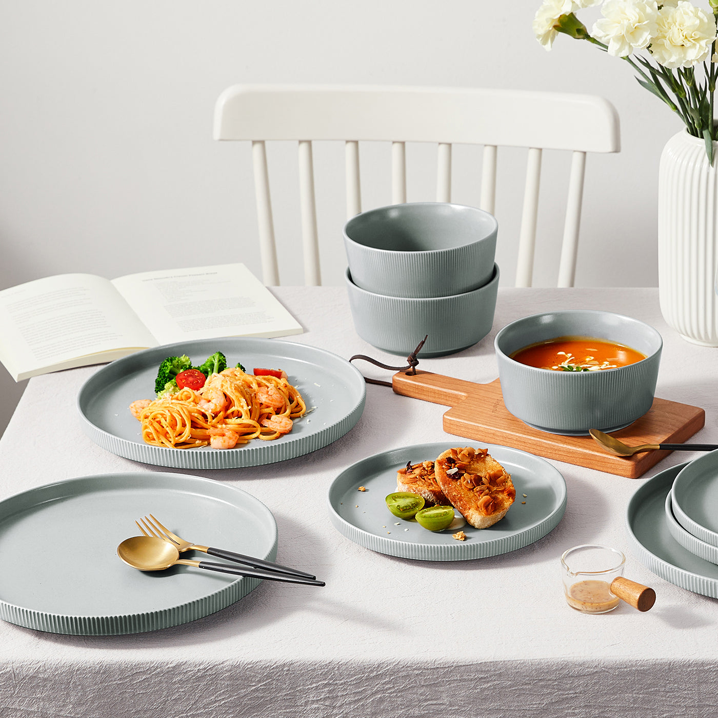 JIWOO-Roman Holiday, 12pcs Essensset, Mikrowellengeeignet und Spülmaschinengeeignet
