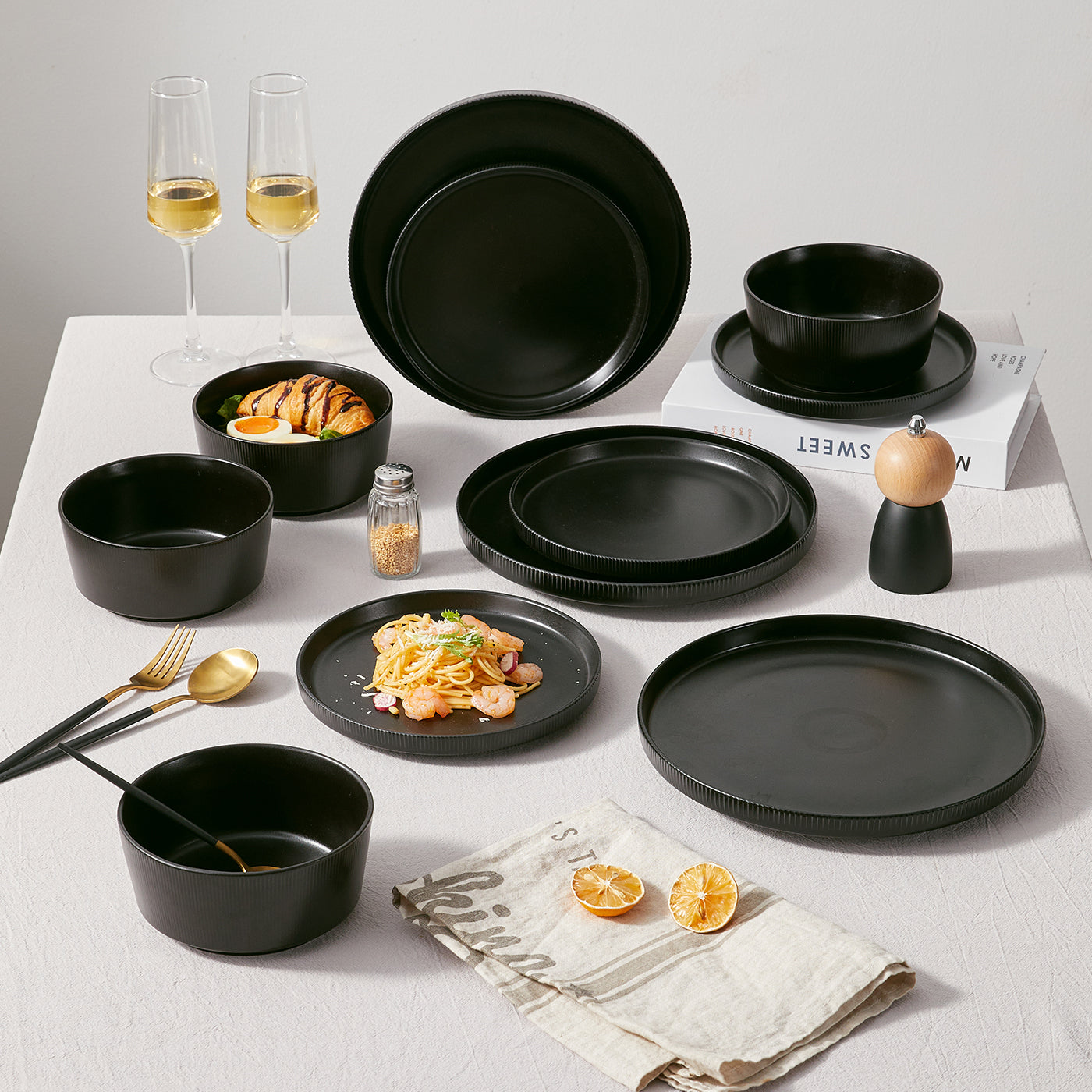 JIWOO-Roman Holiday, 12pcs Essensset, Mikrowellengeeignet und Spülmaschinengeeignet