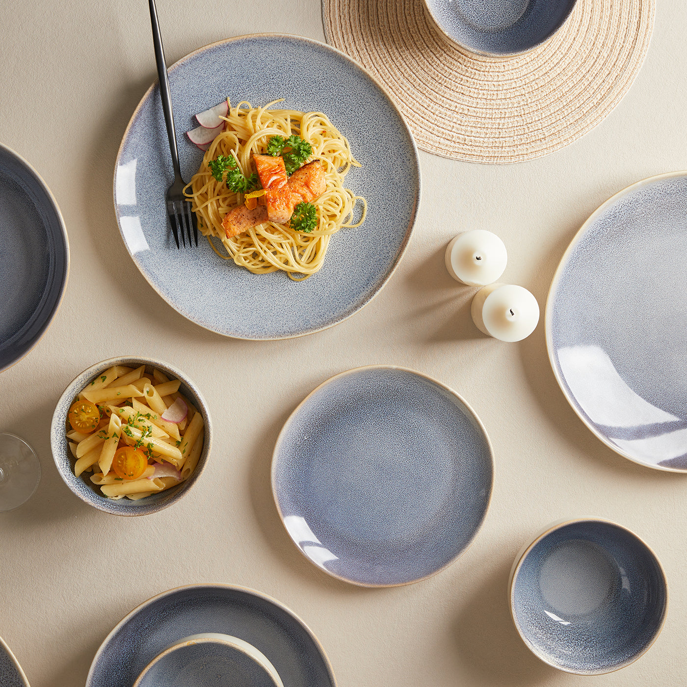 JIWOO-Lovina, 16pcs Essensset, Mikrowellengeeignet und Spülmaschinengeeignet