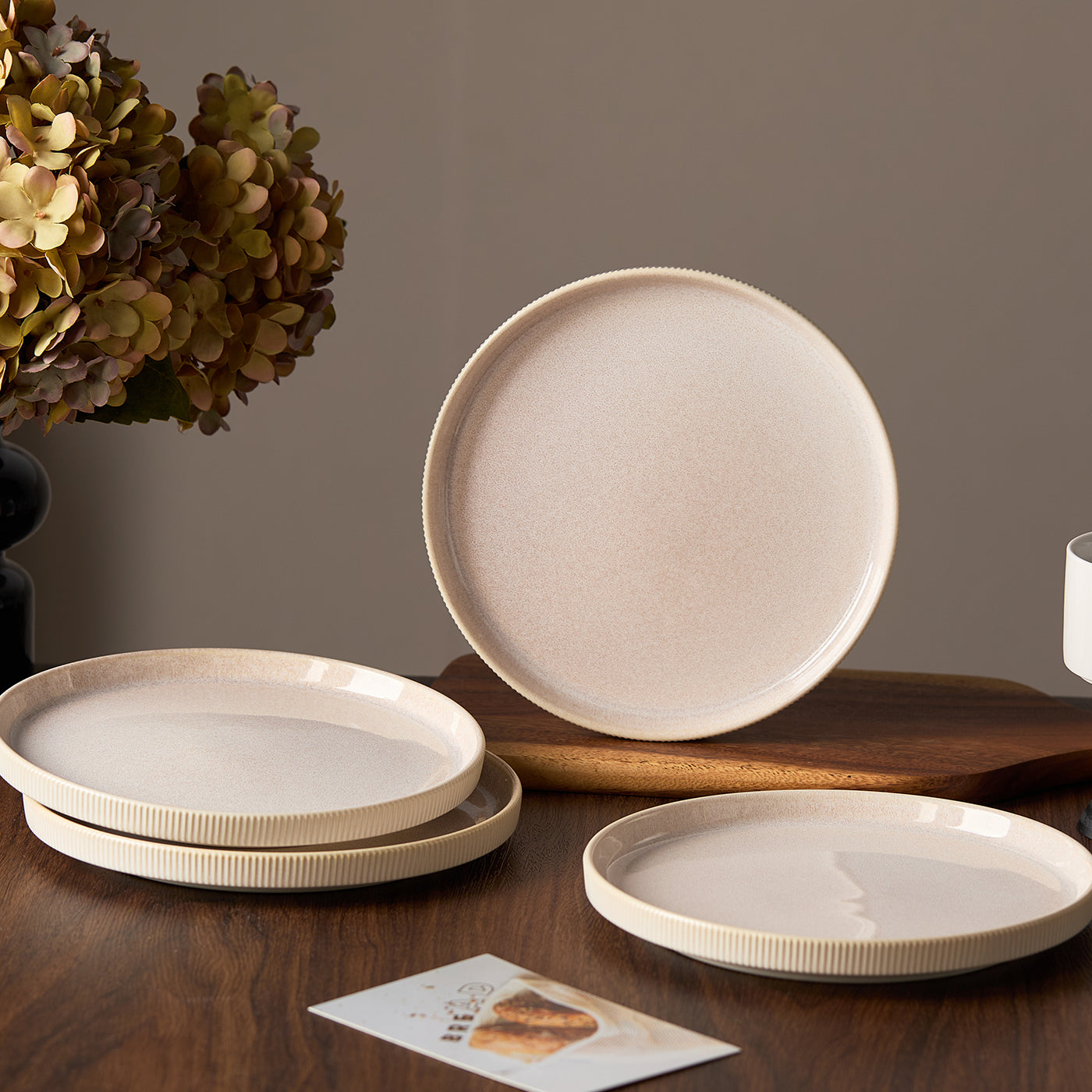 JIWOO-Roman Holiday, 4pcs, 8zoll 21,3cm Essteller, Mikrowellengeeignet und Spülmaschinengeeignet